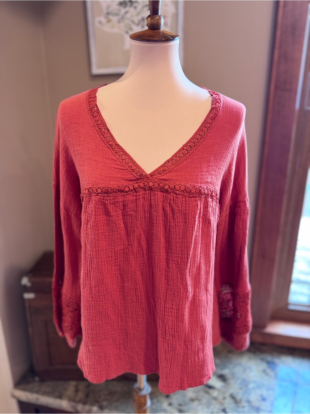 Andthewhy Red Cotton Gauze V-Neck Peasant Blouse size medium